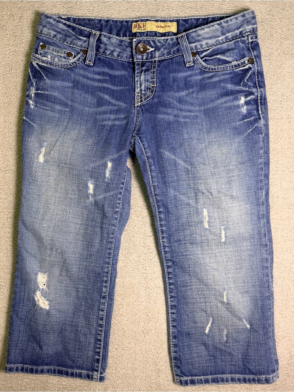 BKE Sabrina Denim Crop Capri Jeans Women’s 27 Distressed Low Rise Whisker Fade
